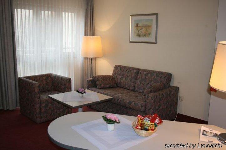 Invite Hotel Nuernberg City Room photo