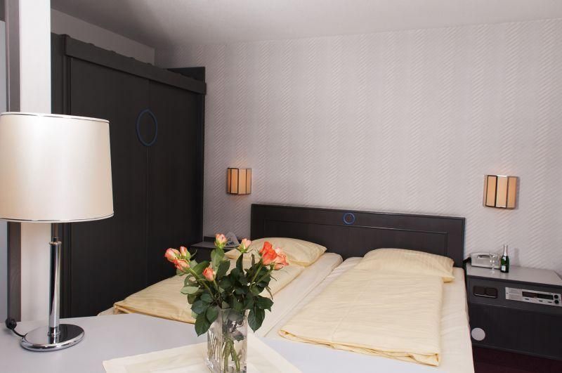 Invite Hotel Nuernberg City Exterior photo