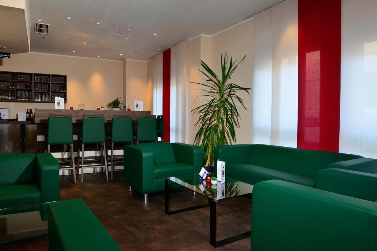 Invite Hotel Nuernberg City Exterior photo